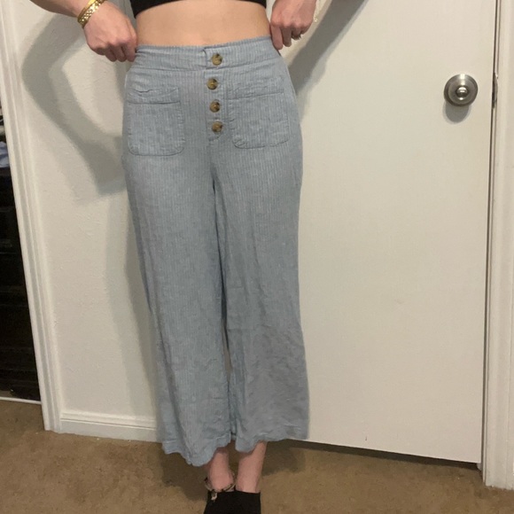 stripped pants with buttons - Picture 3 of 4